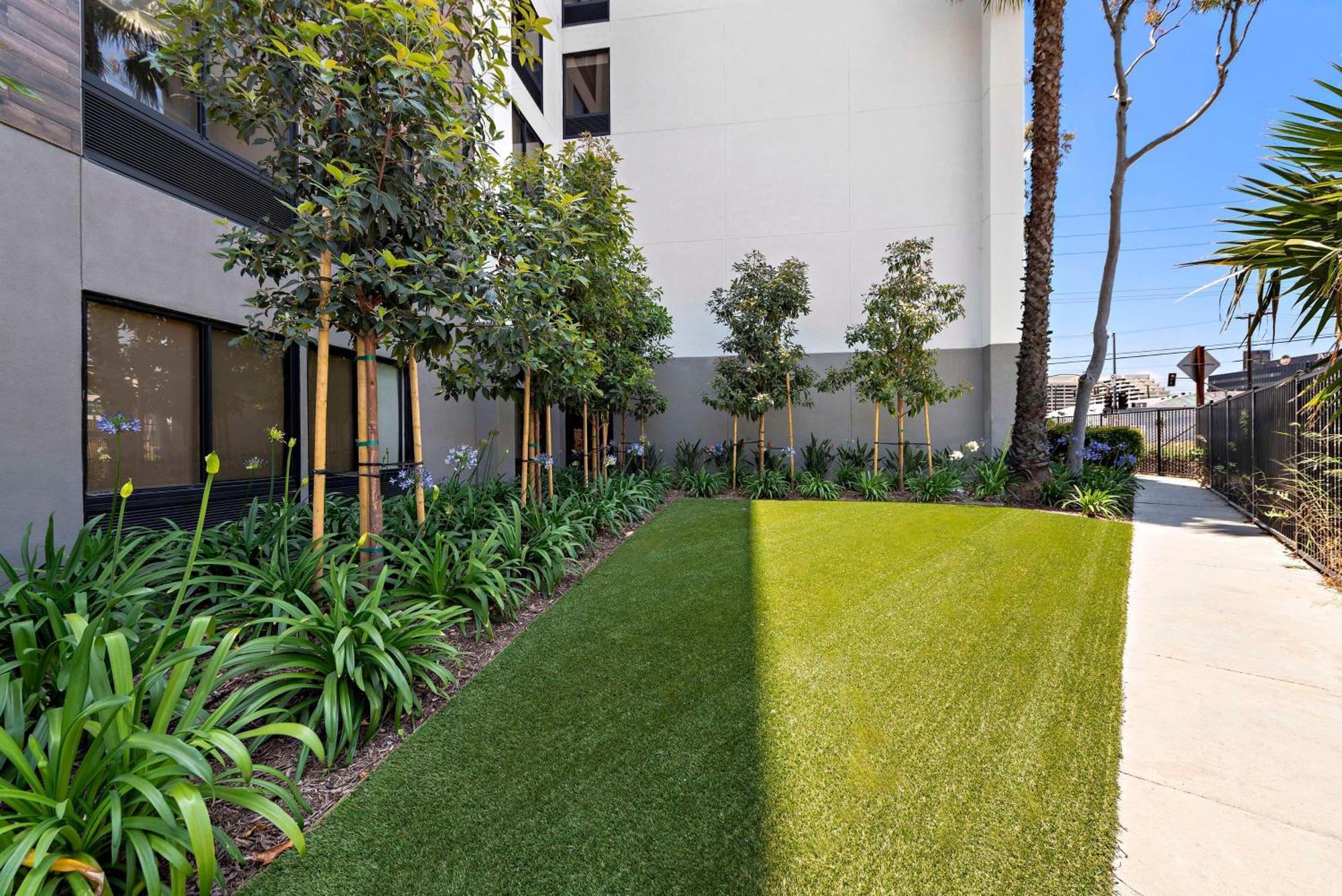 Hampton Inn Los Angeles Airport Lennox Buitenkant foto